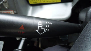 排気ブレーキの仕組み・使い方と故障時の修理_アイキャッチ